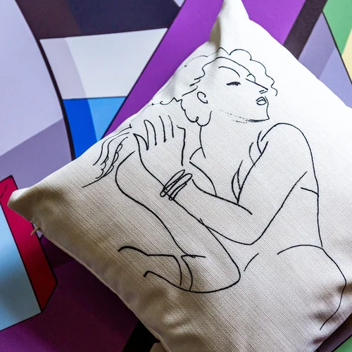 Арт-подушка «Темы и вариации»