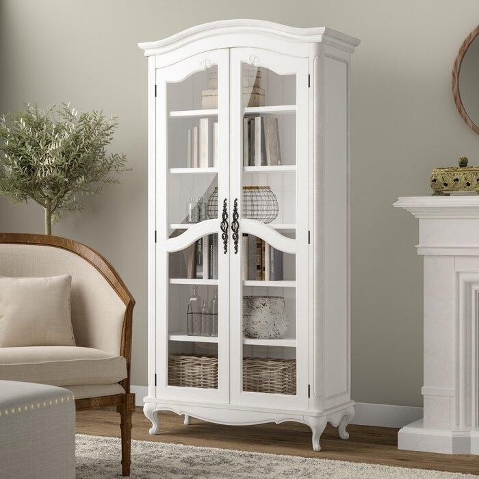 классический белый книжный шкаф со стеклянными дверцами.jpeg