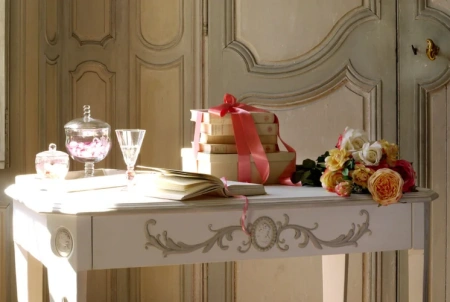 Столик туалетный "Камея"