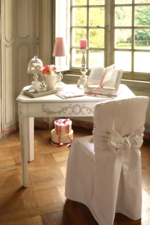 Столик туалетный "Камея"